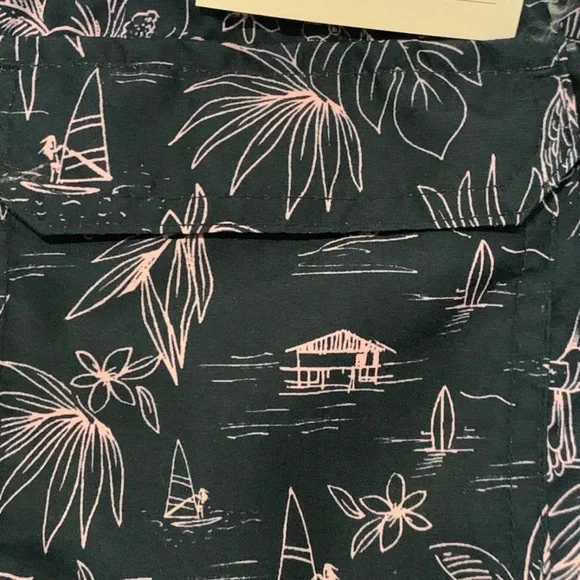 Goodfellow & Co Men's 7" Parrot Scenic Swim Trunks Medium - Picture 5 of 9